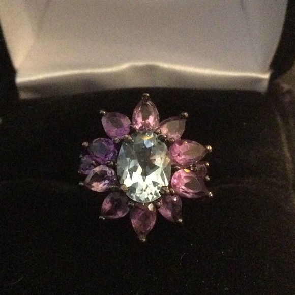 Splendid Genuine Blue Topaz & Amethyst Ring - Picture 6 of 14